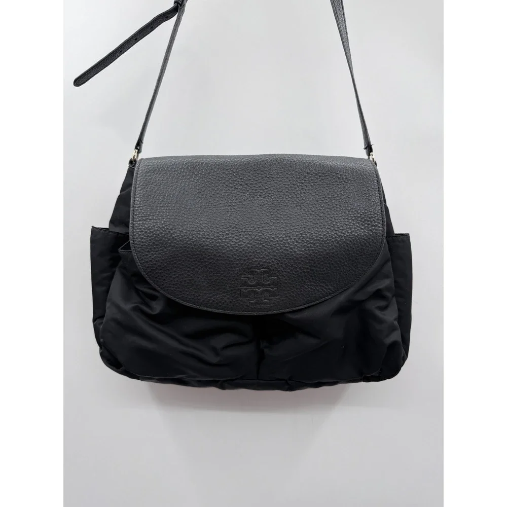 Tory Burch Thea Messenger Diaper Bag Black Nylon Leather Trim Changing Pad